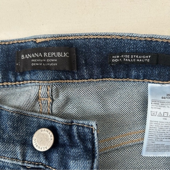 Banana Republic High Rise Straight Leg Jeans Distressed Raw Hem Blue Size 0/25 - Picture 9 of 14